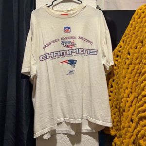 large vintage reebok NFL Patriots super bowl relaxed fit tee